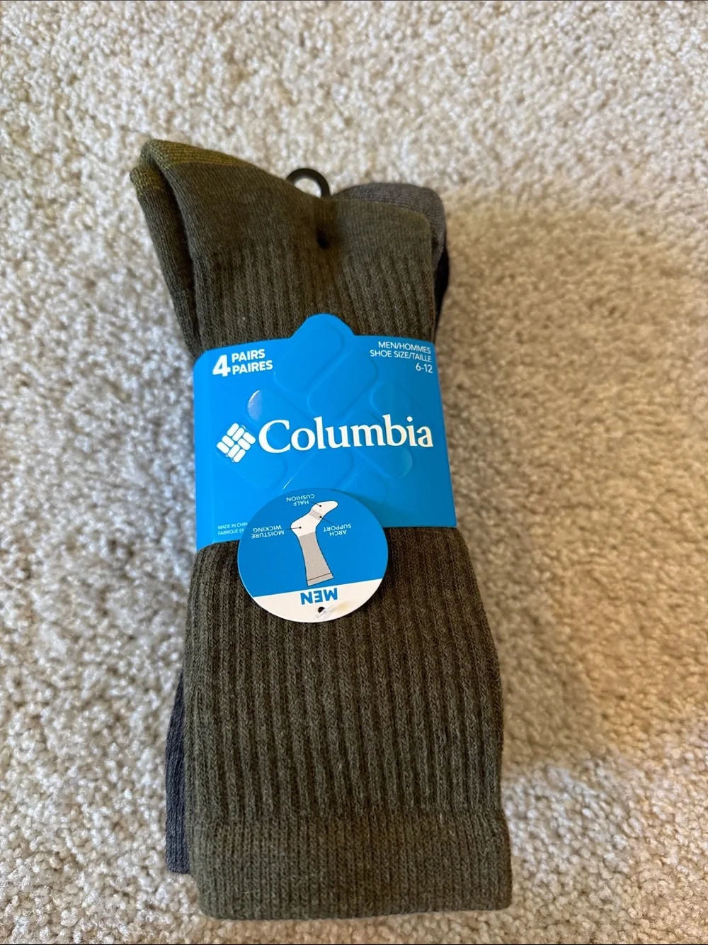 Columbia Men’s 4-Pack Crew Socks in Olive and Charcoal